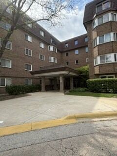 Property Photo:  220 S Roselle Road 224  IL 60193 
