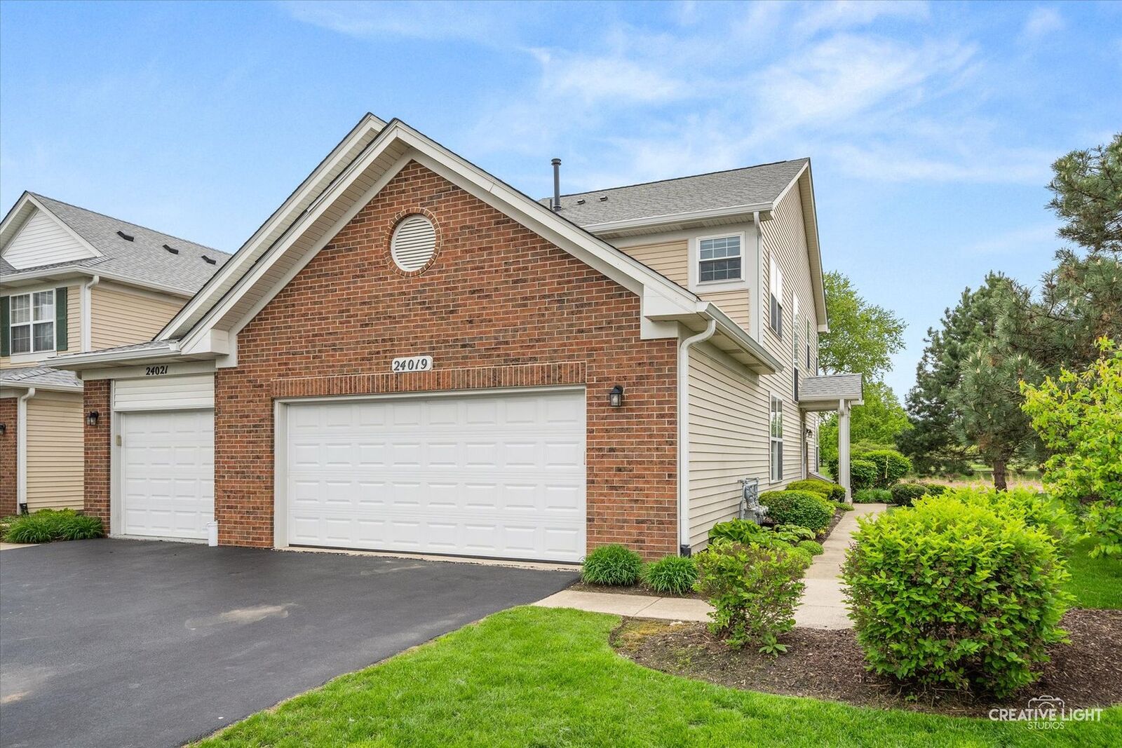 Property Photo:  24019 W Pear Tree Circle  IL 60585 