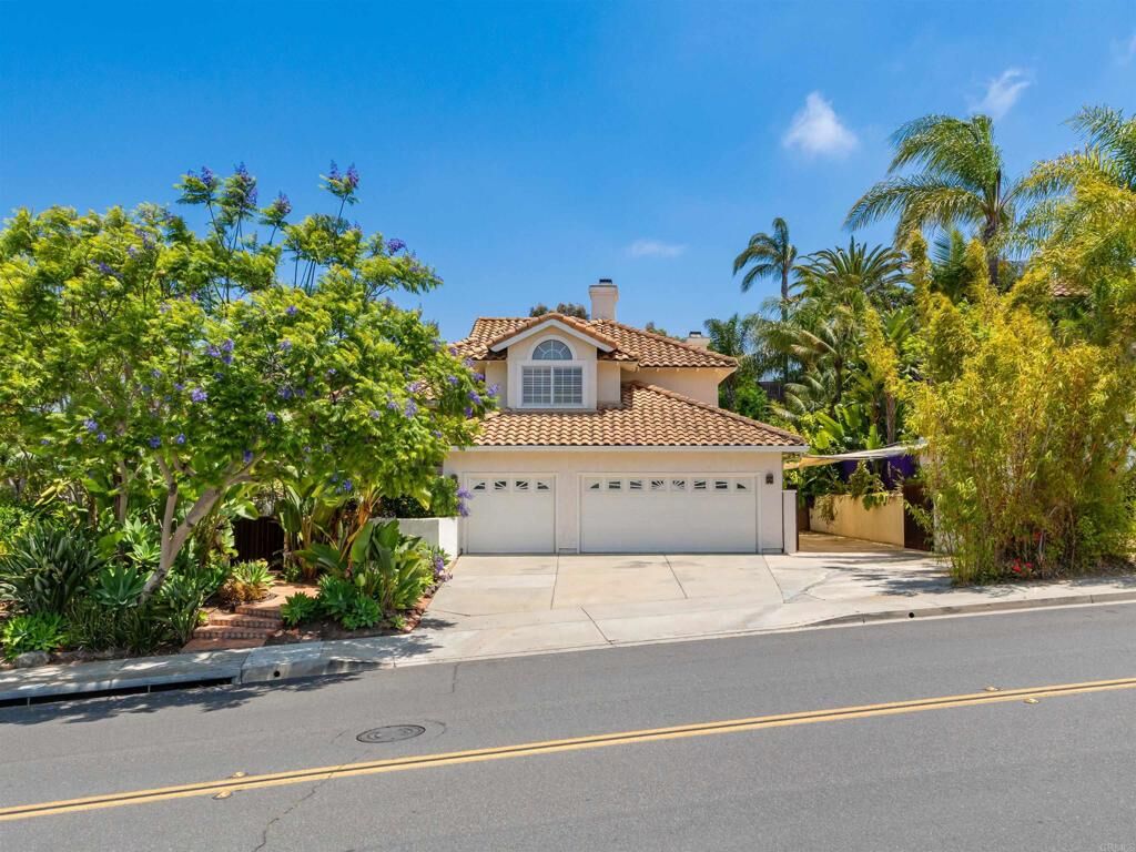 Property Photo:  5151 Bella Colina Street  CA 92056 