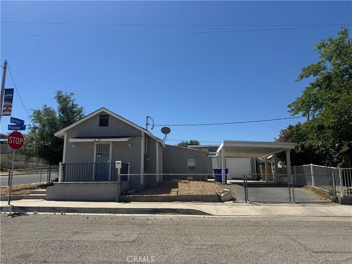 Property Photo: 408 Pioneer Street CA 92311