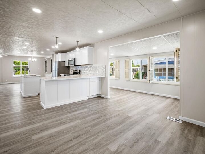 Property Photo:  8181 Folsom Boulevard 102  CA 95826 