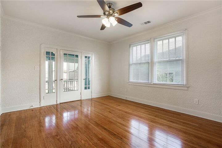 Property Photo:  1827 Pine Street  LA 70118 