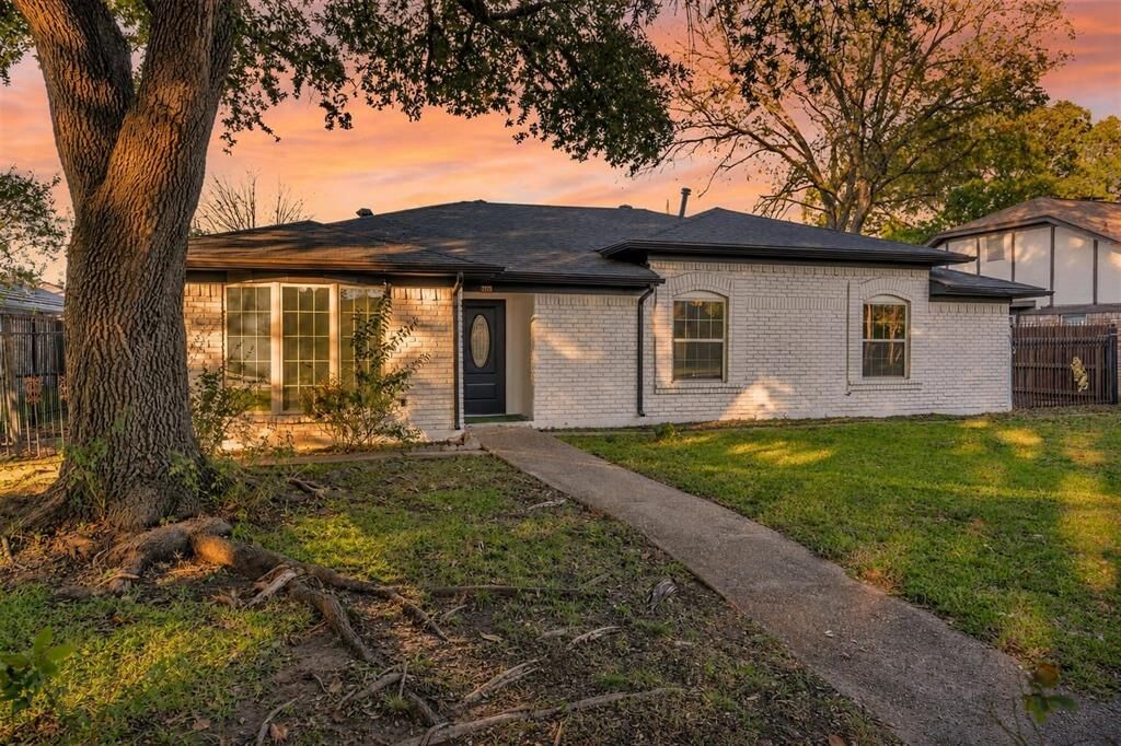 Property Photo:  7171 Elliott Drive  TX 75227 