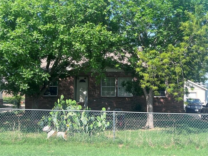 Property Photo:  3618 Middlefield Road  TX 75253 