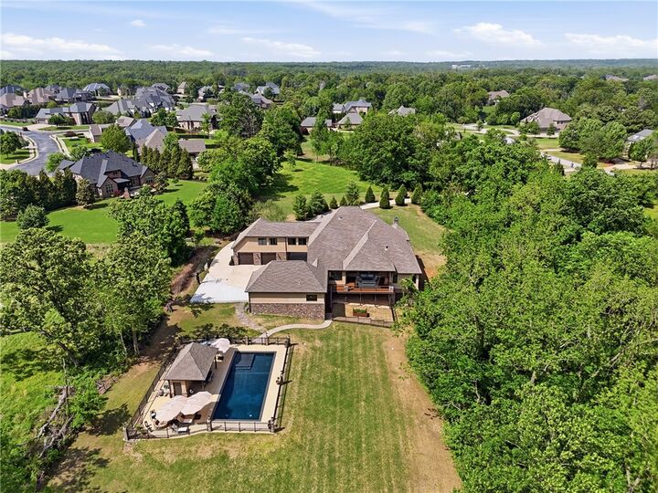 Property Photo:  11305 Pembrook Circle  AR 72712 