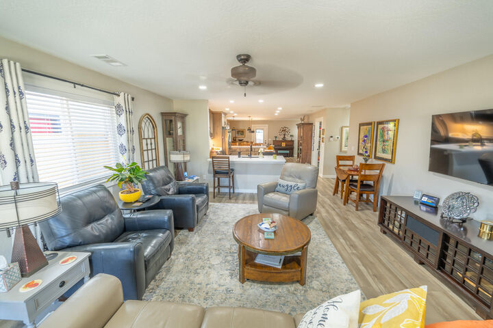 Property Photo:  251 Christopher Way  OR 97540 