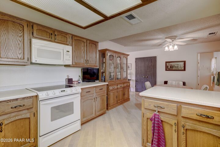 Property Photo:  2 Walking Diamond Drive  AZ 86301 