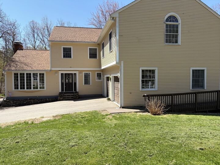 Property Photo: 522 Greenville Rd MA 01431