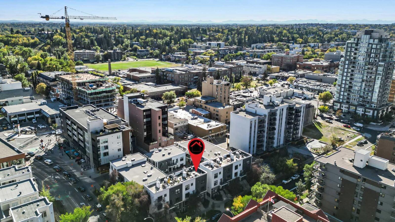 Property Photo:  603 15 Avenue SW 8  AB T2R 0R4 