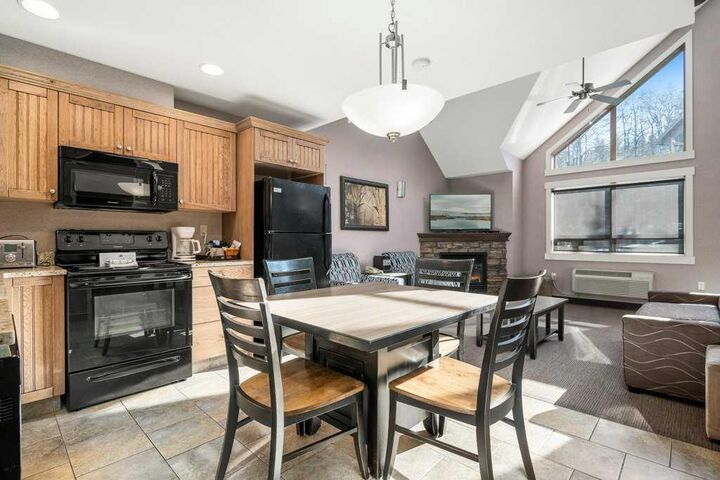 Property Photo: 604 & 605, 401 4 Street 604 &Amp 605 AB T0J 1C0