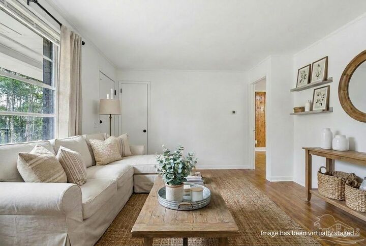 Property Photo:  909 N 74th Ave  FL 32506 