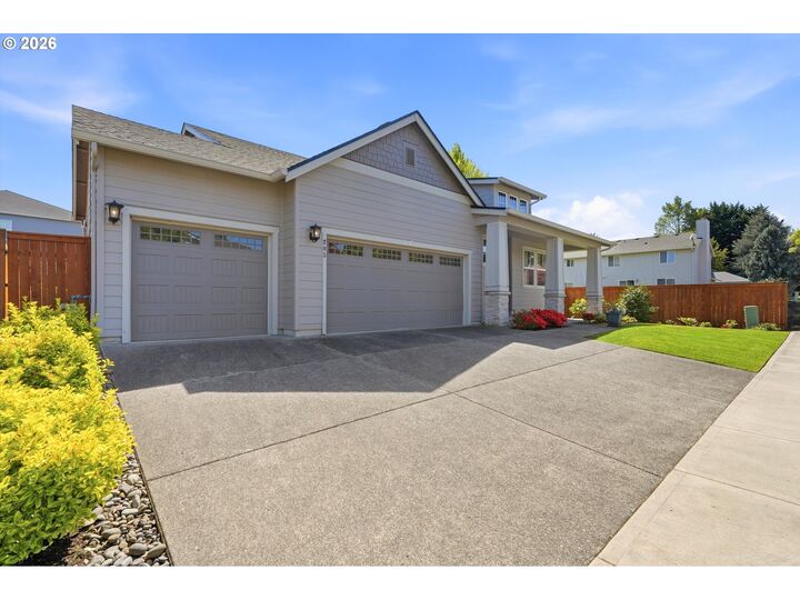 Property Photo:  205 NW 116th St  WA 98685 