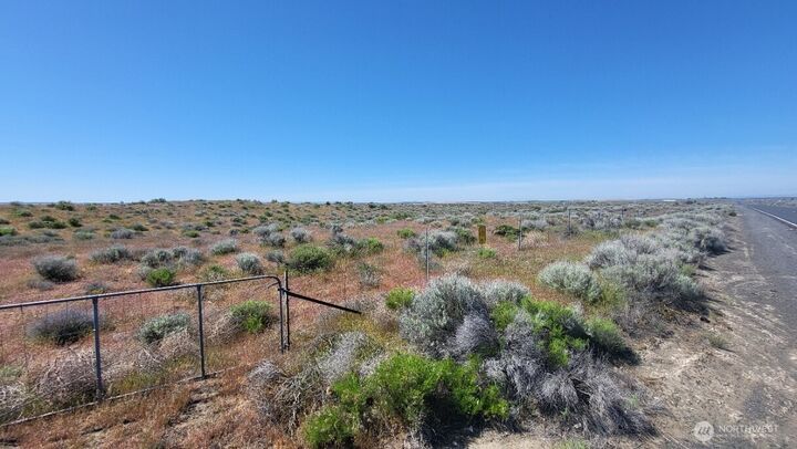 Property Photo:  0  Parcel No. 161567000  WA 98837 