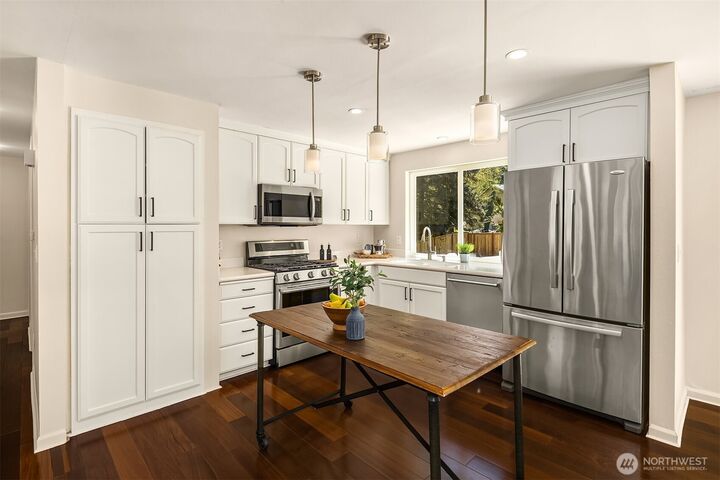 Property Photo:  17703 NE 34th Street  WA 98052 
