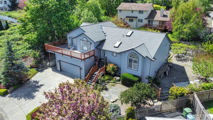 Property Photo:  710 SW Echo Loop  WA 98277 