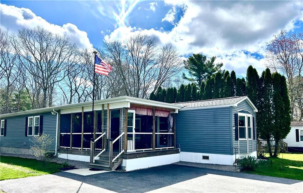Property Photo:  464 Gardiner Road  RI 02892 