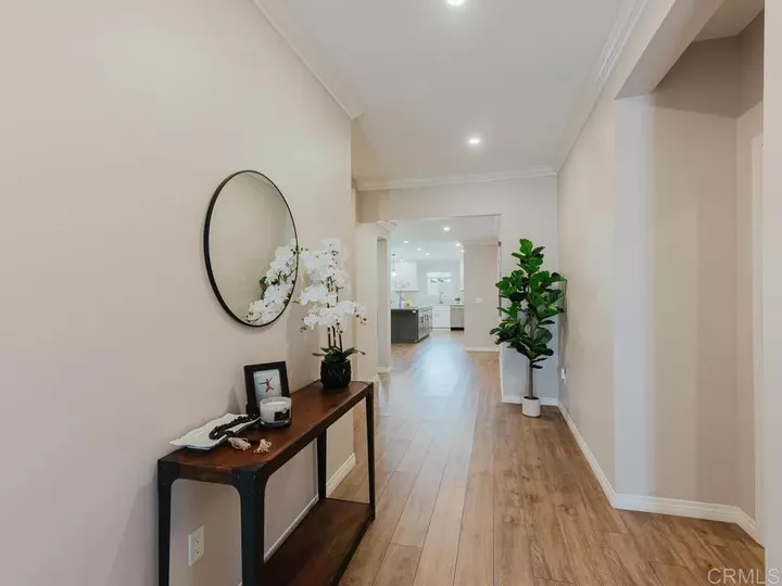 Property Photo:  5314 Peyton Place  CA 92117 