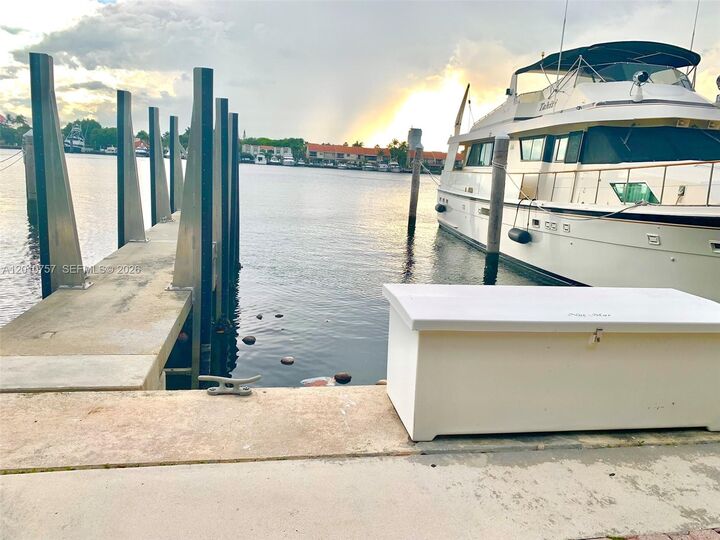 Property Photo: 3601 NE 207th St, Slip E68 FL 33180