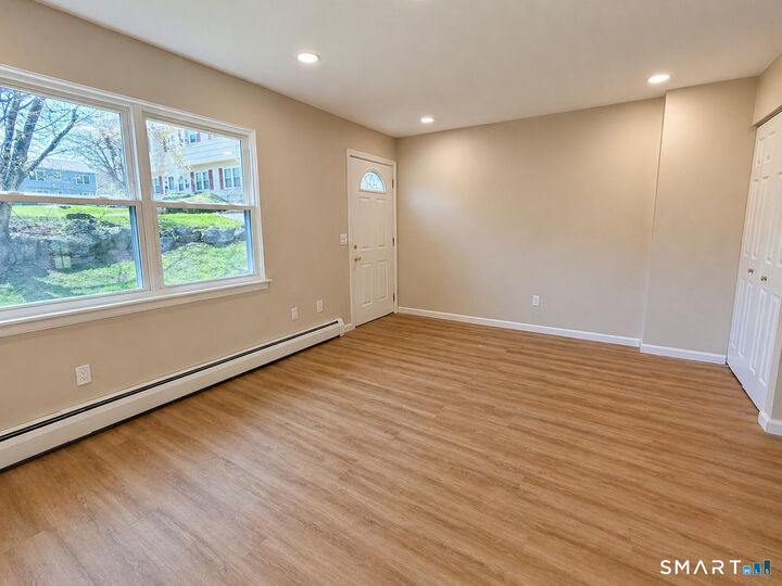 Property Photo:  101 Ridge Road 5  CT 06770 