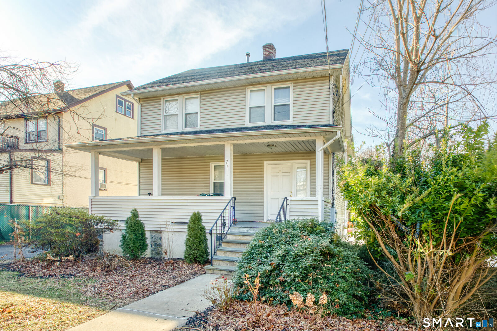 Property Photo:  24 Hollow Wood Lane  CT 06831 