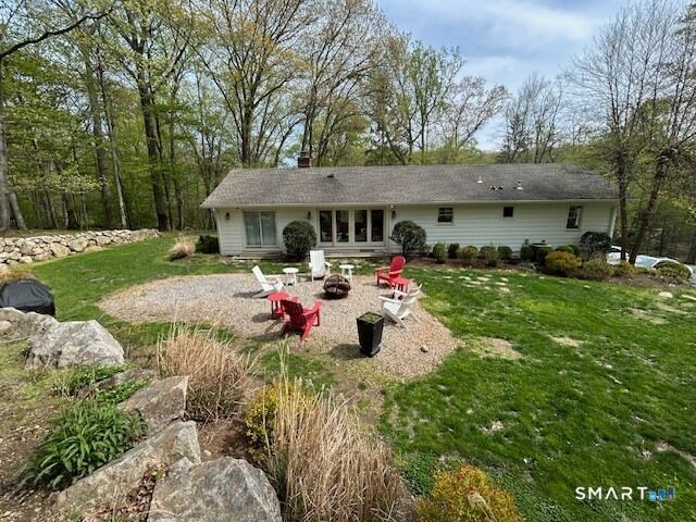Property Photo:  192 New Canaan Road  CT 06897 