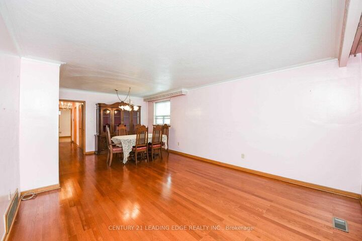Property Photo:  3717 Morning Star Drive  ON L4T 1Y6 