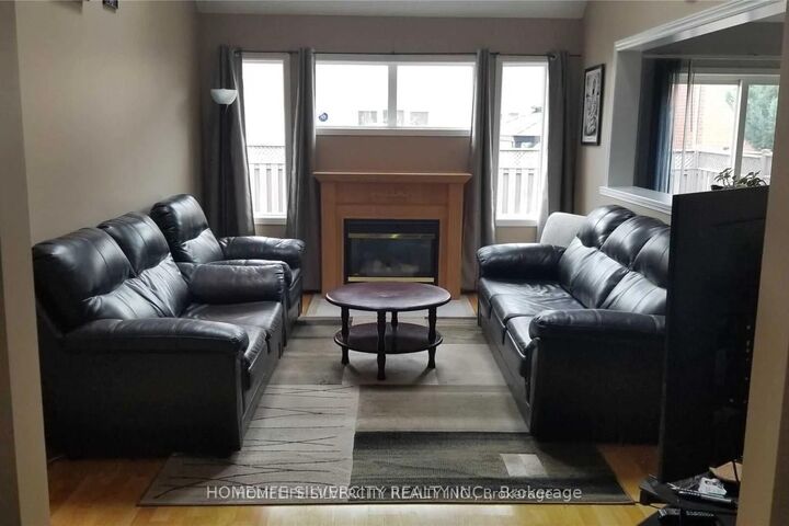 Property Photo: 222 Edenbrook Hill Drive ON L7A 2W7