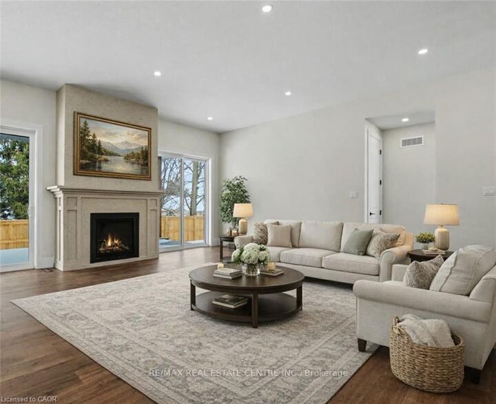 Property Photo:  12 Albert Street  ON N0B 2M0 