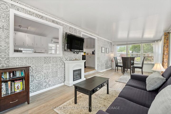 Property Photo: 28 Mariner Crescent ON L0S 1R0