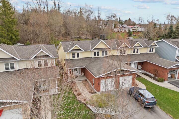 22 Deane Street — photo 1