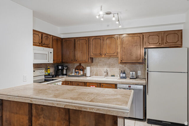 Property Photo:  1885 Prospector Ave A5  UT 84060 