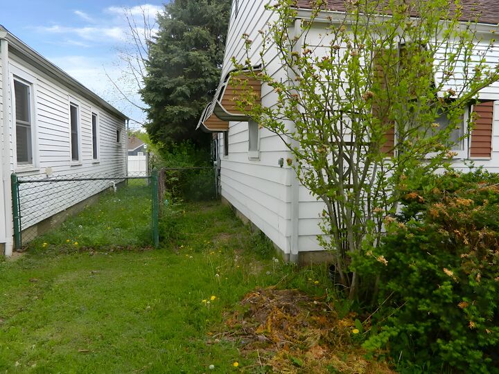 Property Photo:  2037 Studer Avenue  OH 43207 