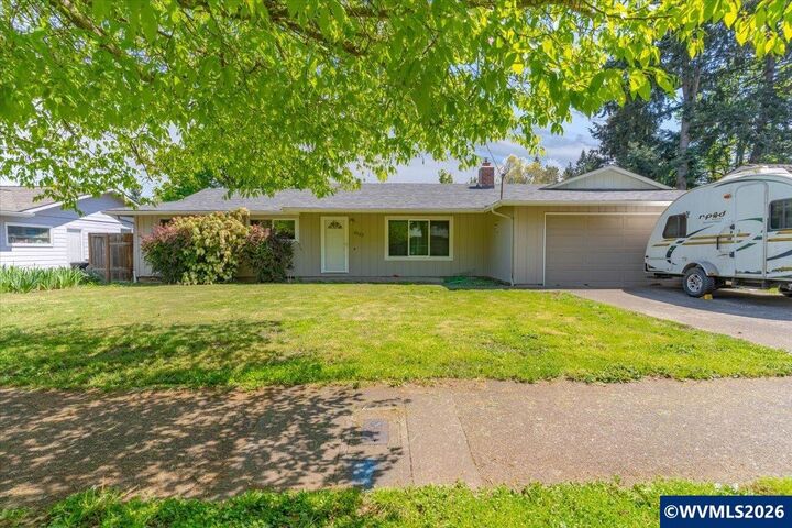 Property Photo:  4842 Lone Oak Rd SE  OR 97302 