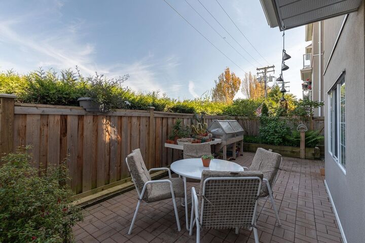 1140 55 Street 104 — photo 1