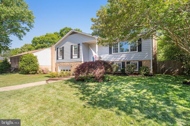 Property Photo:  2002 Hoover Lane  VA 22308 
