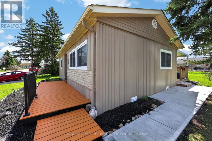 Property Photo: 73 Linden Lane ON L9S 1P3