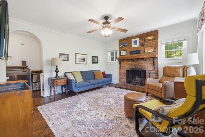 Property Photo:  7131 Dorn Circle  NC 28212 