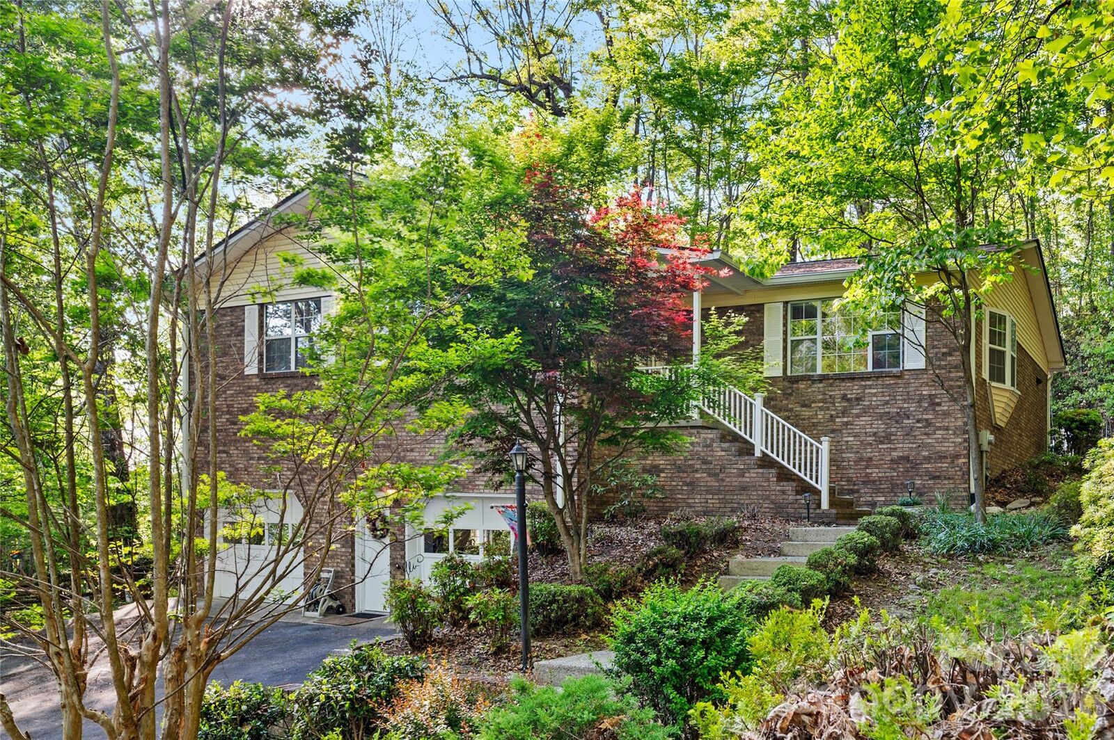 Property Photo:  12 Steeplechase Court  NC 28791 