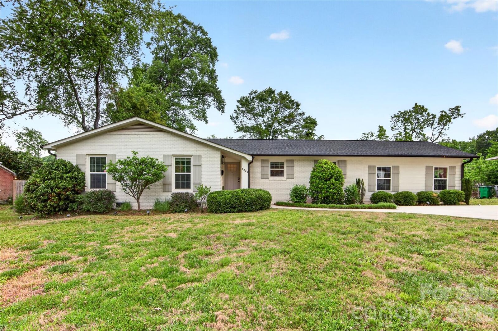 Property Photo:  4023 Firethorne Road  NC 28205 