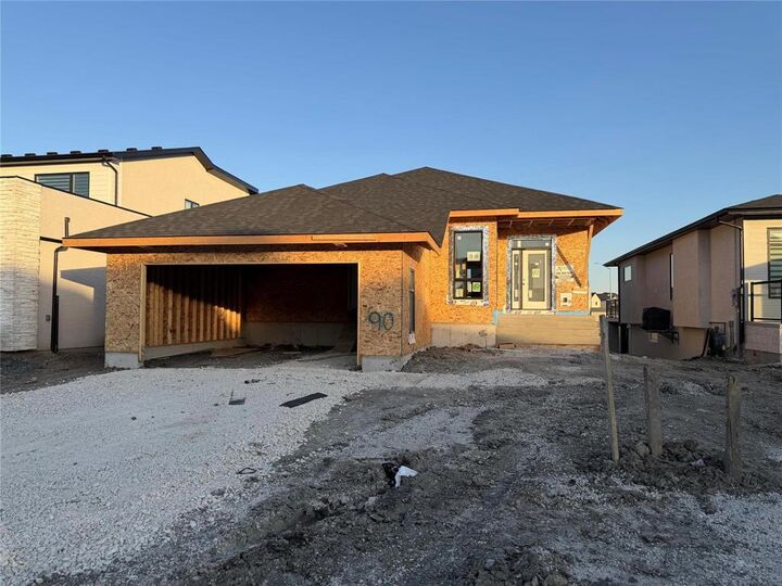 Property Photo: 182 Rangeview Way MB R3Y 2K7