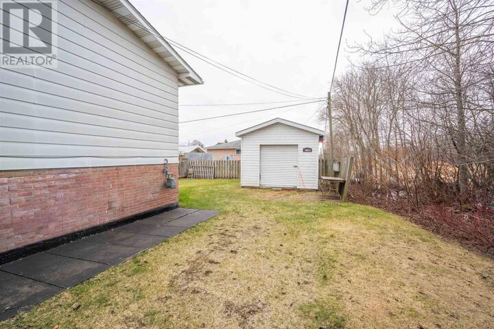 Property Photo: 233 Sydenham Rd ON P6C 2X5