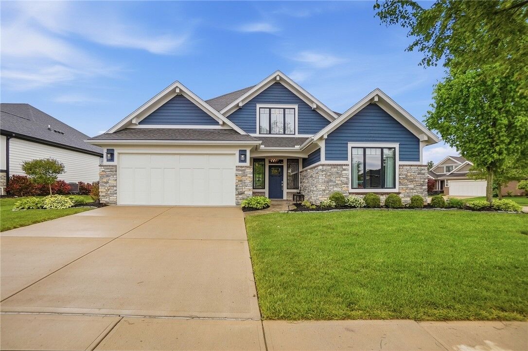Property Photo:  1374 Highland Lane  OH 45385 