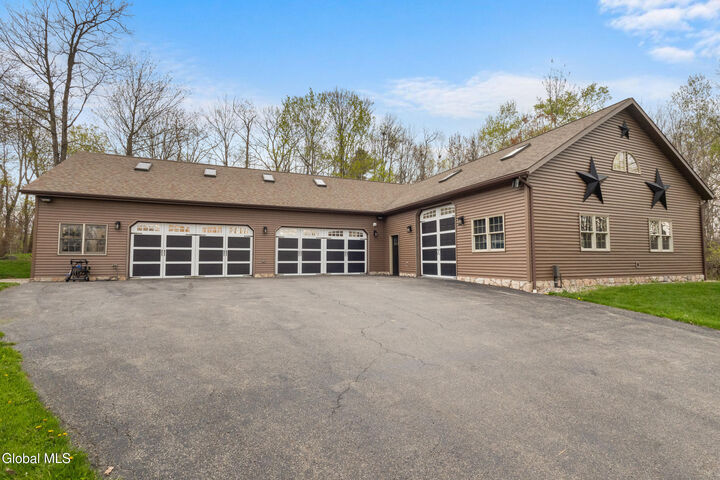 Property Photo:  2034 Duanesburg Churches Road  NY 12053 