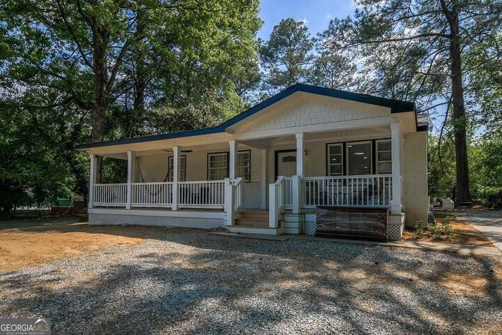 Property Photo:  367 SE Macedonia Road SE  GA 30354 