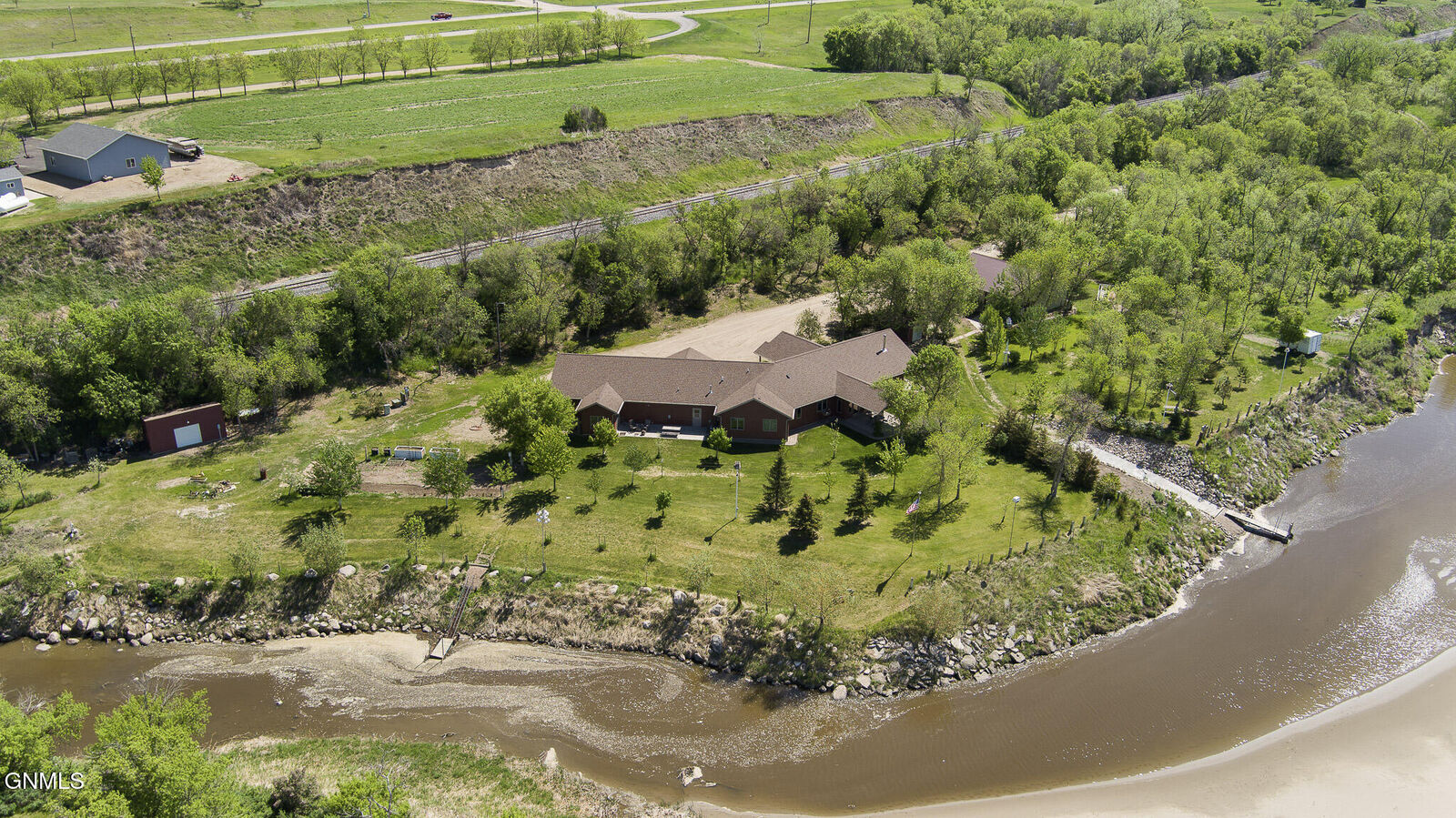 Property Photo:  1075 22S Ave SW  ND 58577 