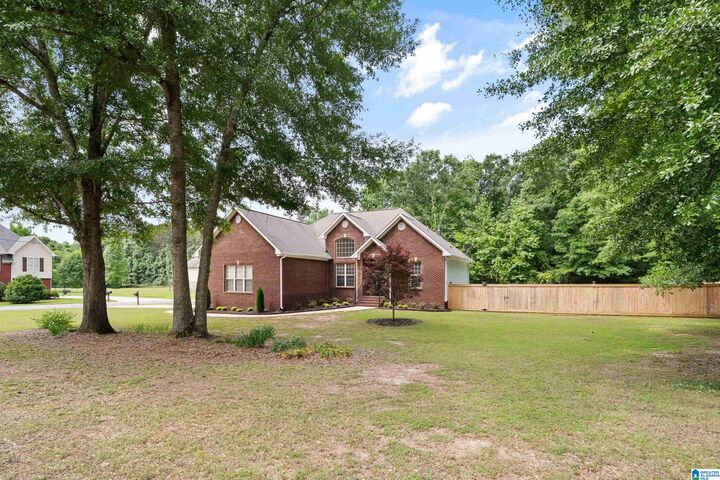 Property Photo:  2050 Morris Farms Drive  AL 35135 