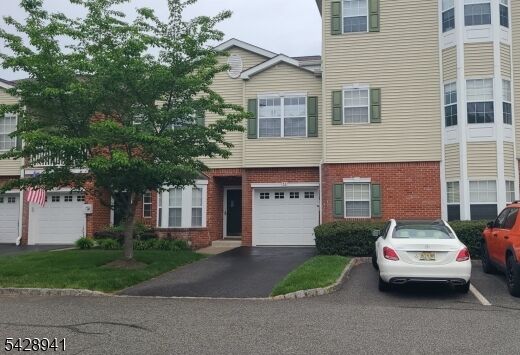 Property Photo: 32 Allister Ct NJ 07035