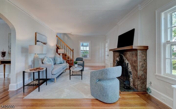 Property Photo: 18 Evergreen Pl NJ 07040