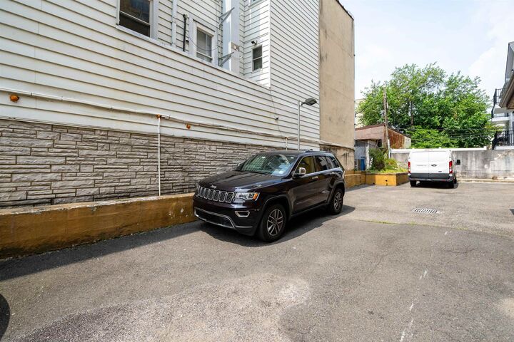 Property Photo: 415 Central Ave 4F NJ 07307