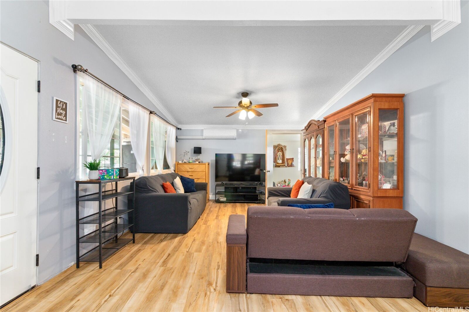 Property Photo:  91-1197 Hanaloa Street  HI 96706 